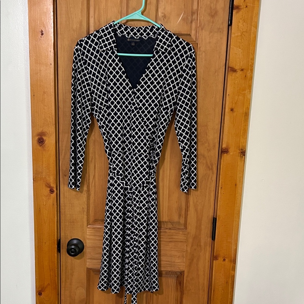 Brooks Brothers Elegant navy and White Geometric Dress